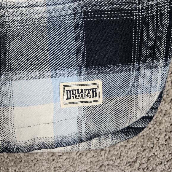 Duluth Folklore Flannel Insulated Duster Jacket Womens XL Blue Plaid - Picture 2 of 11